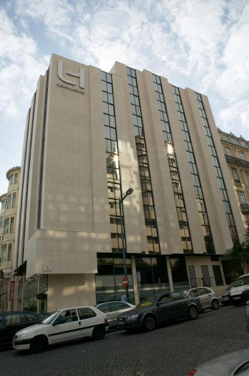 Hotel Lisboa – fachada exterior e localização central perto da Avenida da Liberdade