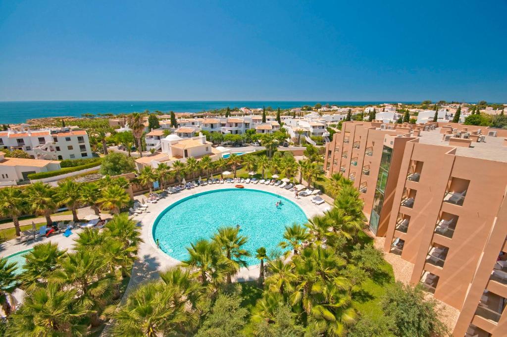 NAU São Rafael Suites perto da praia com suites espaçosas no Algarve